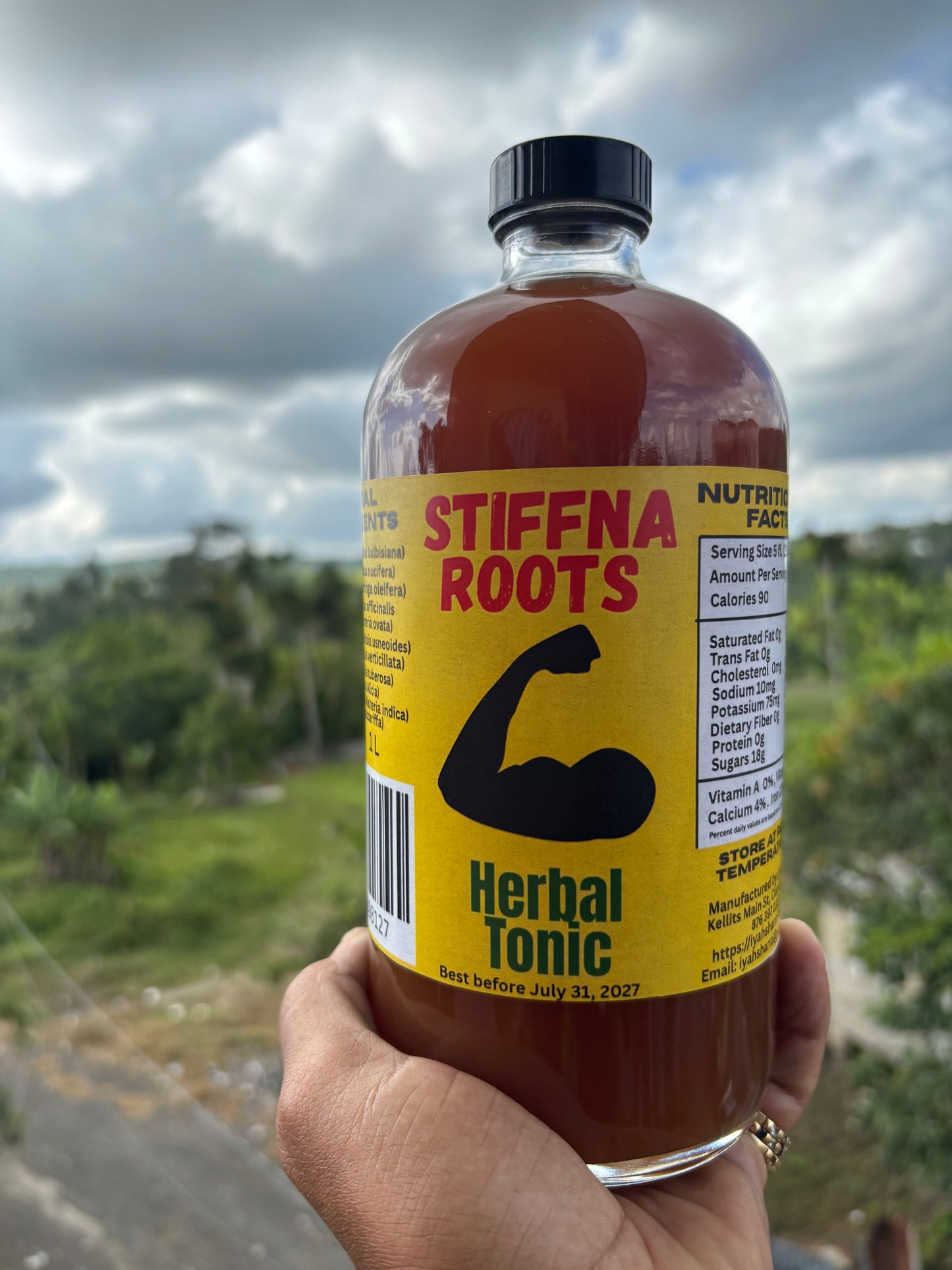 Glass Bottled Stiffna Roots 1 liter
